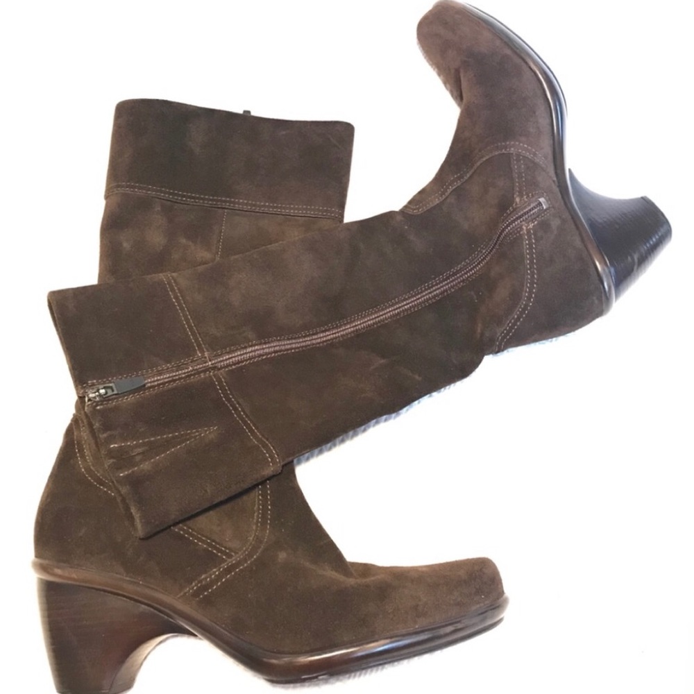 Dansko Brown suede zipper Boots size 38